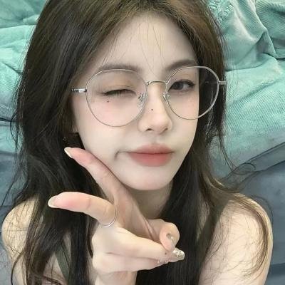 误拆快递，发现上司秘密