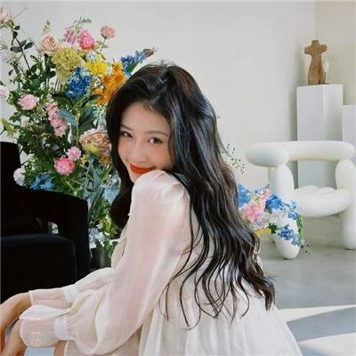 昏昏灯火话平生